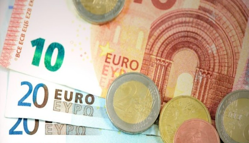 EUR/USD อ่อนตัวลงจากระดับต่ำสุดในรอบ 2 สัปดาห์ ท่ามกลางความกังวลปัญหาระหว่างรัสเซียและยูเครน